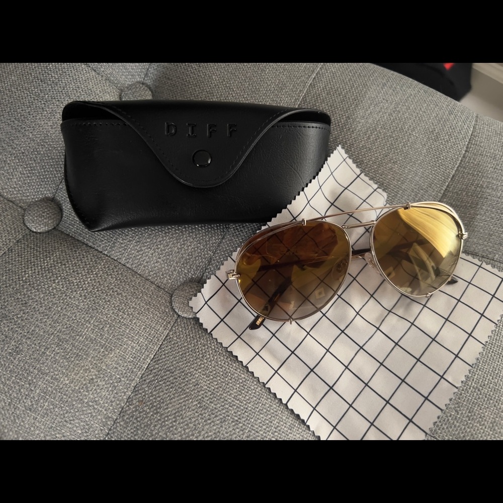 Diff Sunglasses - image 1